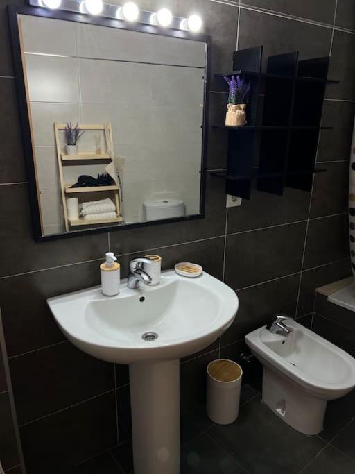 Ferienwohnung Piso Con Terraza A 5 Min Del Mar Alcanar Exterior foto