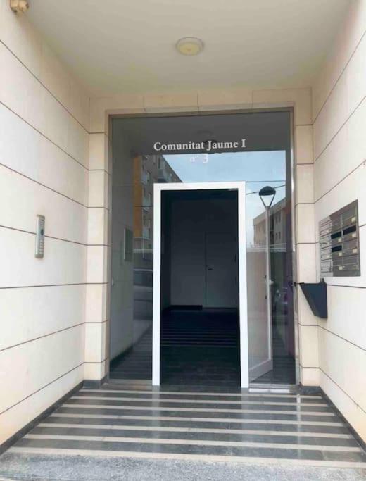 Ferienwohnung Piso Con Terraza A 5 Min Del Mar Alcanar Exterior foto